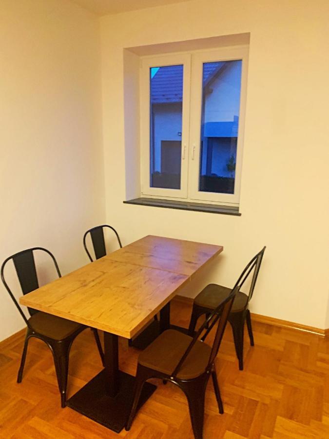 The Castle Suites & Apartment - Free Parking - (Adults Only) Краков Экстерьер фото