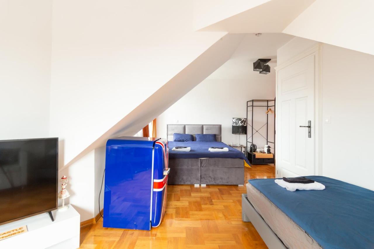 The Castle Suites & Apartment - Free Parking - (Adults Only) Краков Экстерьер фото