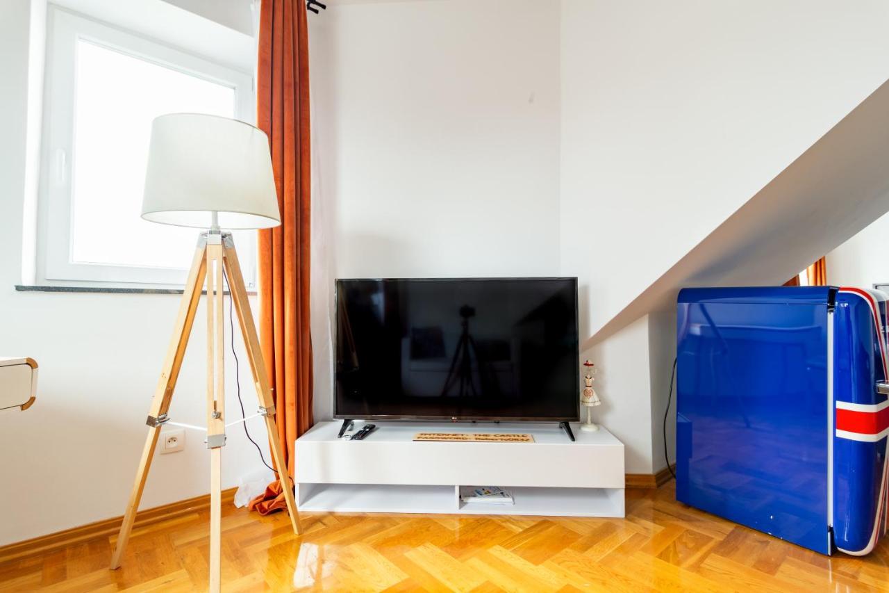 The Castle Suites & Apartment - Free Parking - (Adults Only) Краков Экстерьер фото