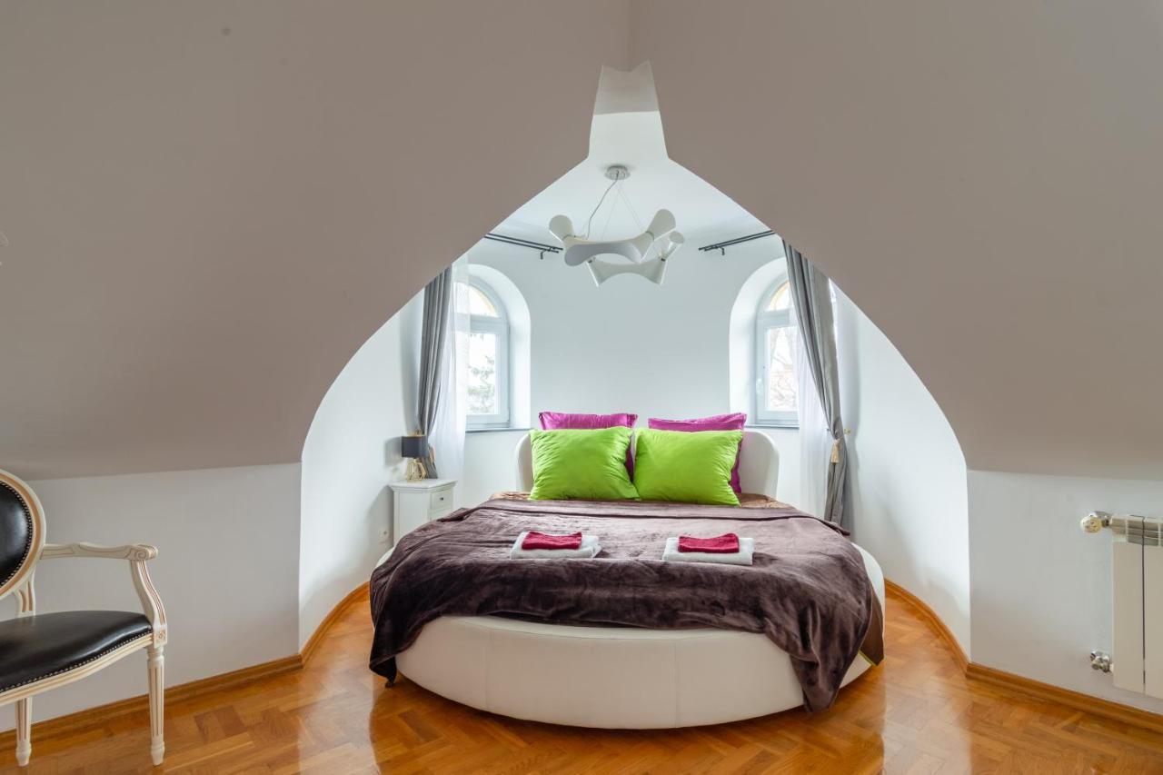 The Castle Suites & Apartment - Free Parking - (Adults Only) Краков Экстерьер фото