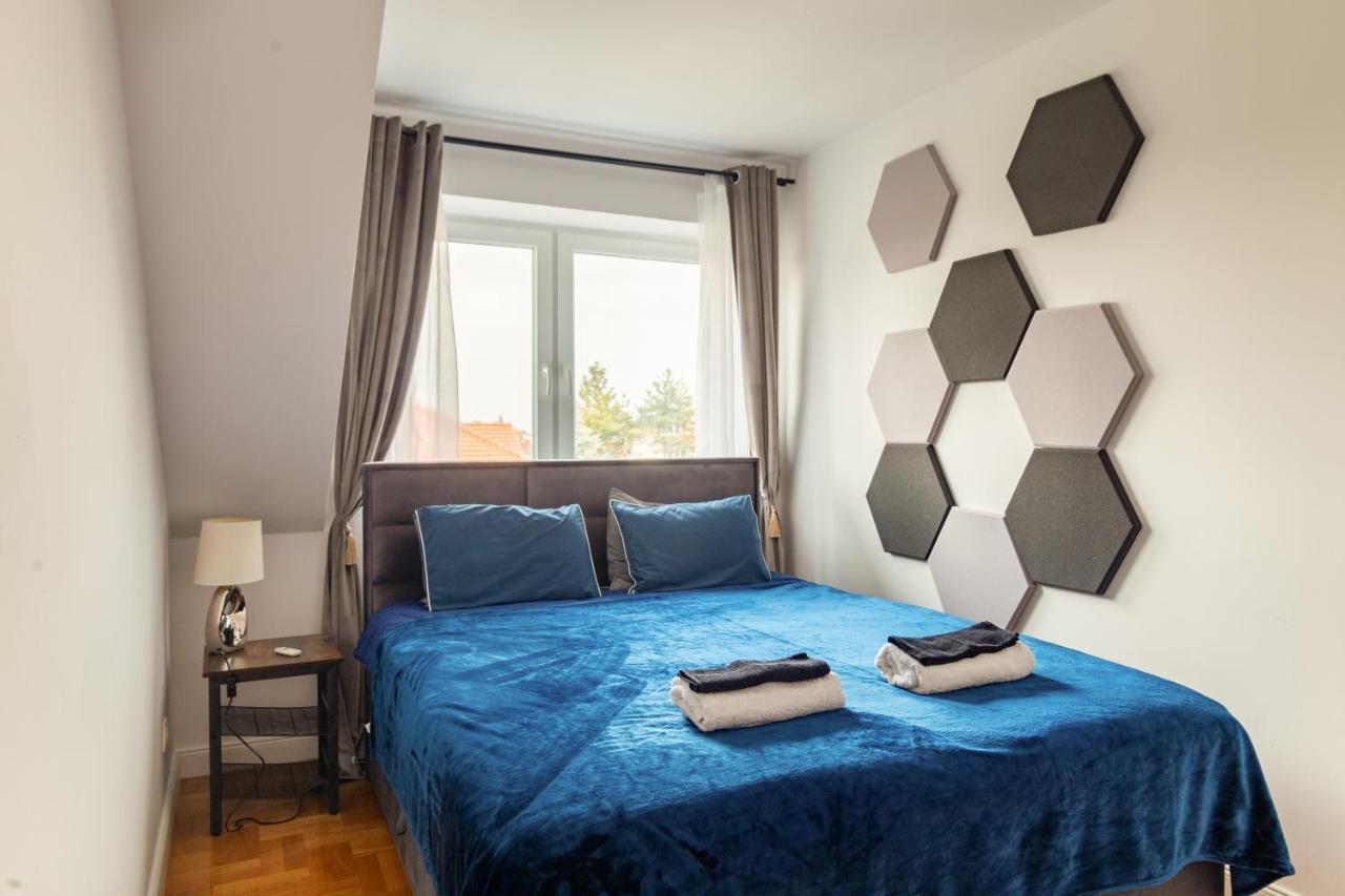 The Castle Suites & Apartment - Free Parking - (Adults Only) Краков Экстерьер фото