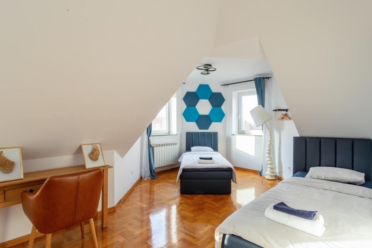 The Castle Suites & Apartment - Free Parking - (Adults Only) Краков Экстерьер фото
