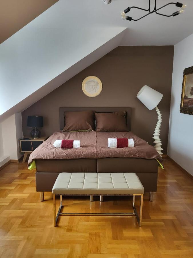 The Castle Suites & Apartment - Free Parking - (Adults Only) Краков Экстерьер фото